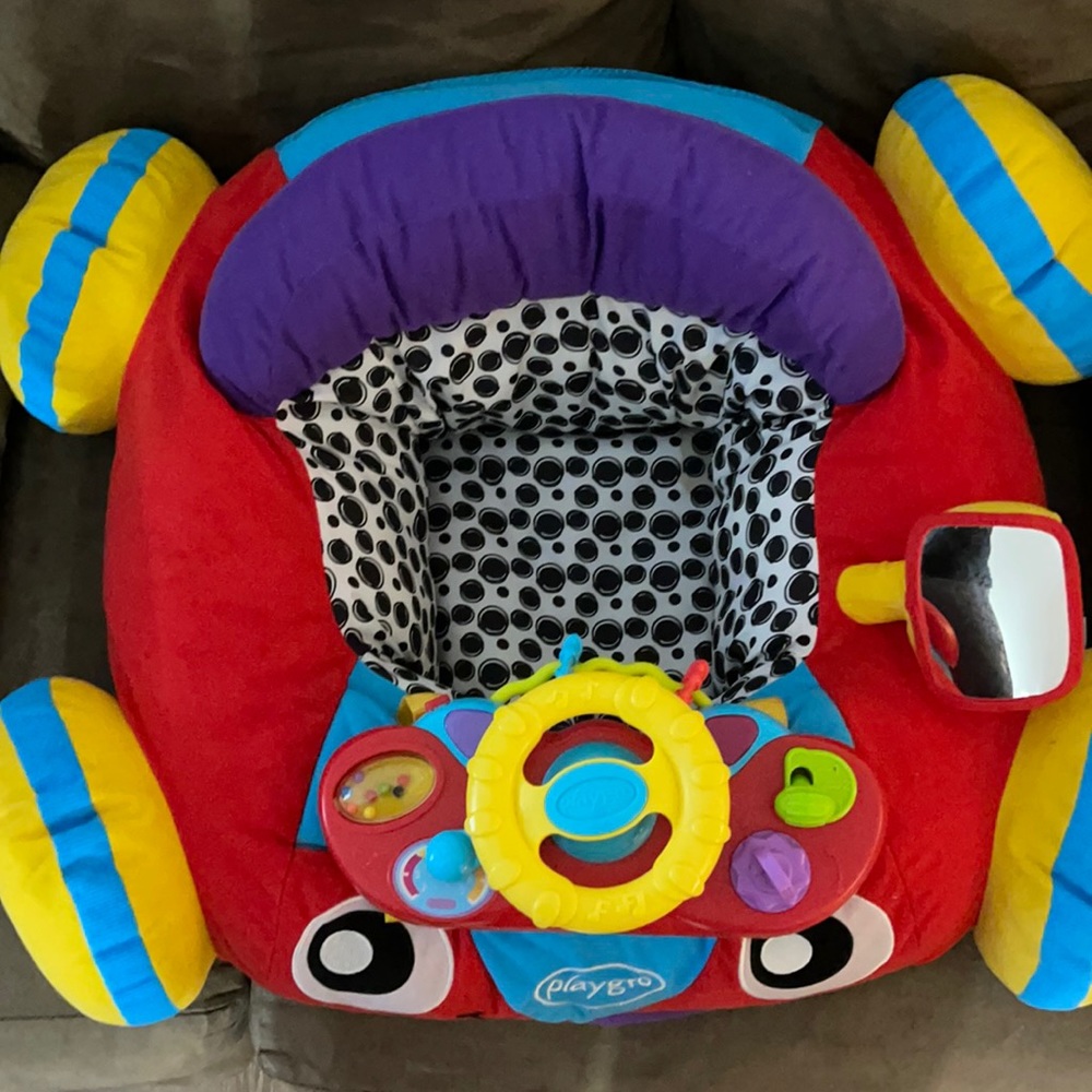 Play Gro infant seat